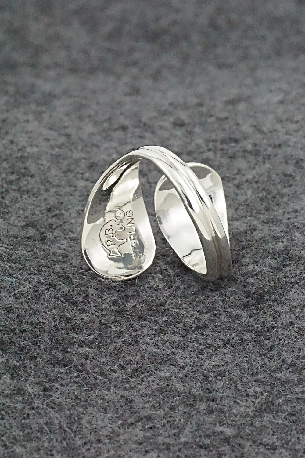 Coral & Sterling Silver Ring - Annette Chiquito - Size 8.5