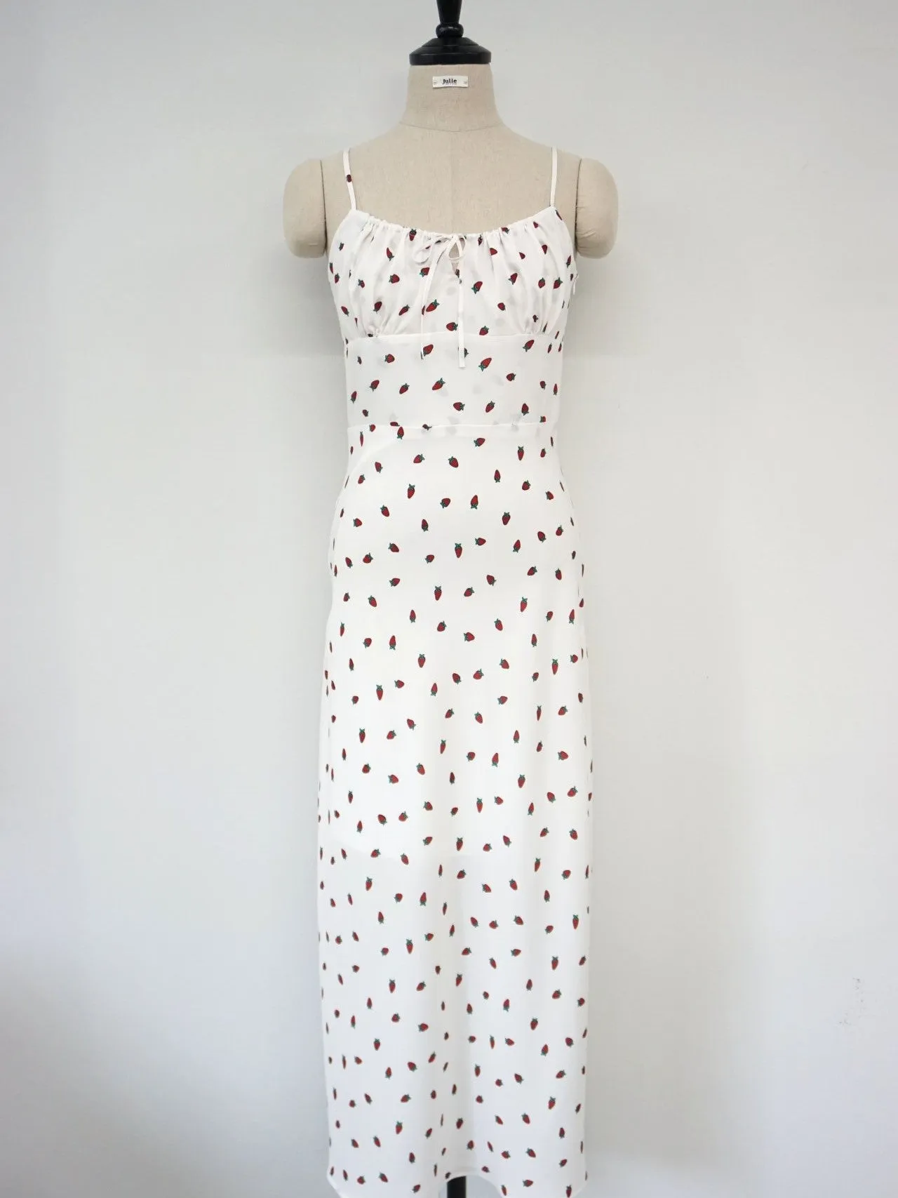 GATHERED BUST SHOESTRING STRAP DRESS