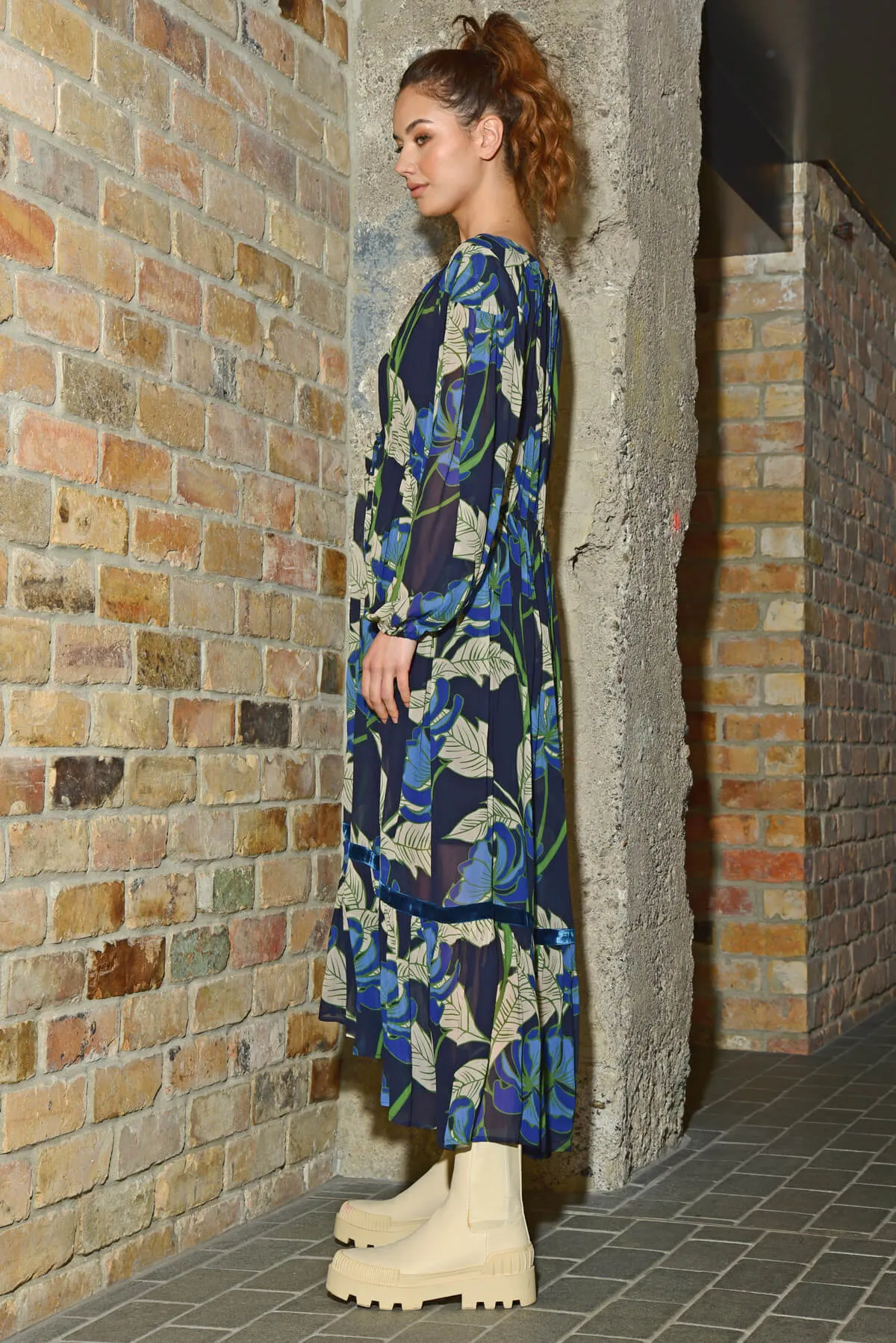 Get A Bloom Maxi Dress - Navy -Cooper