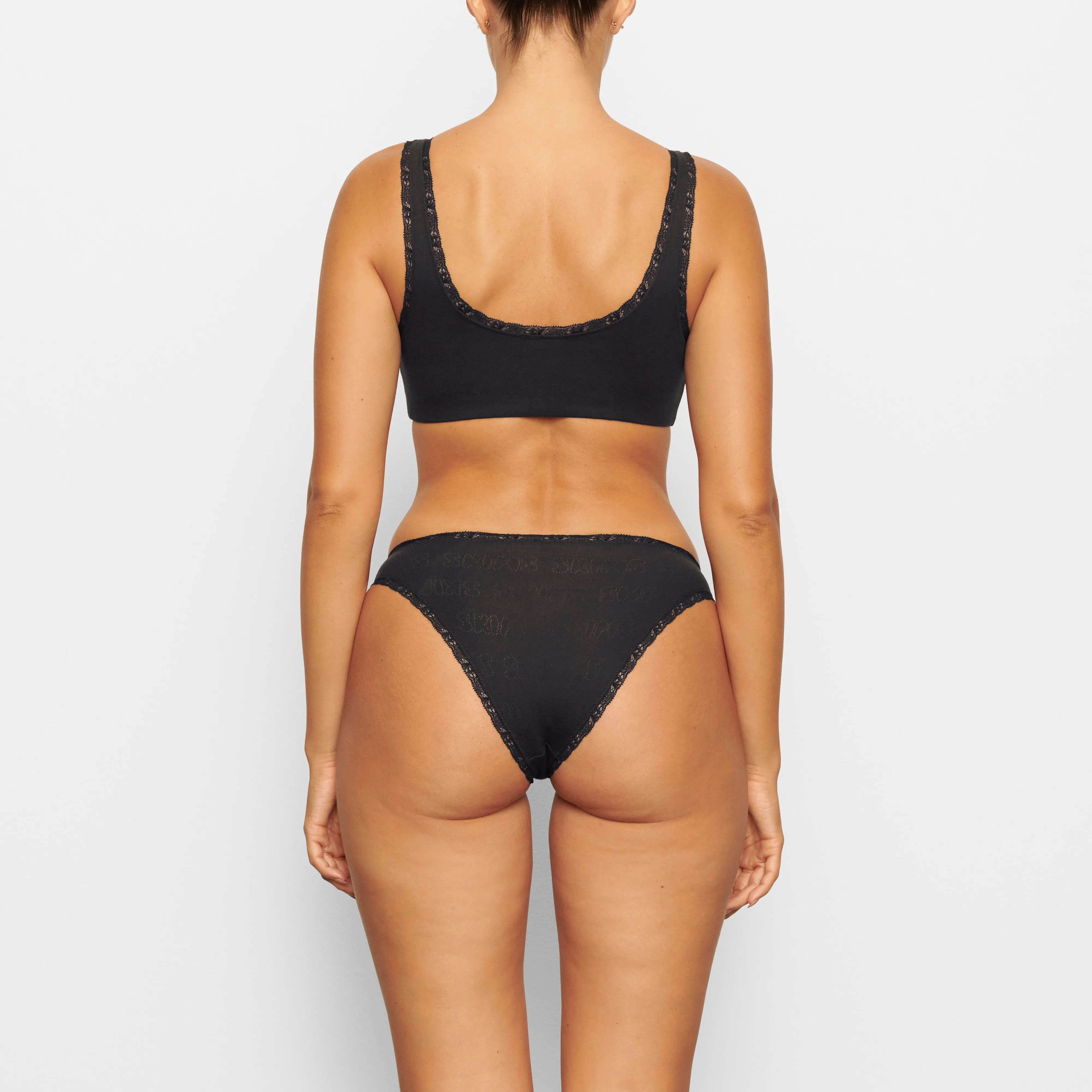 LACE POINTELLE CHEEKY BRIEF | ONYX