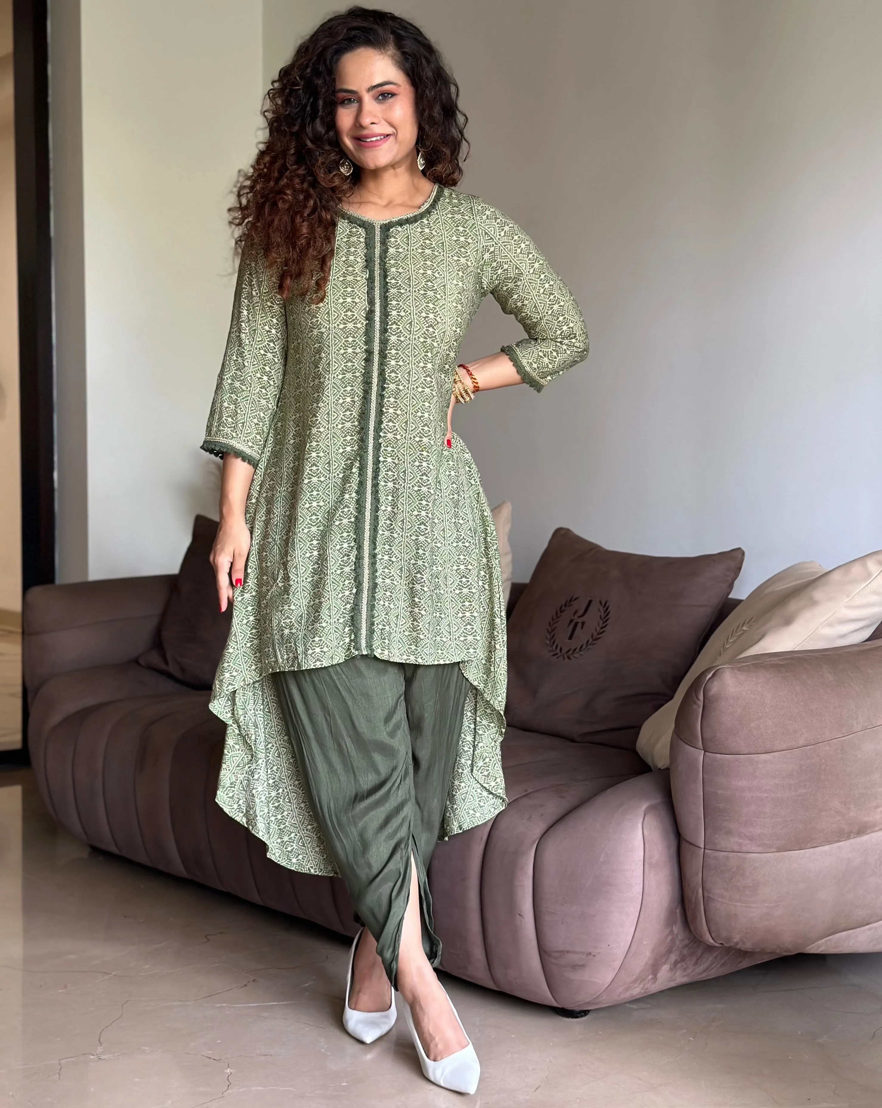 Posh Green Kurta And Tulip Pants