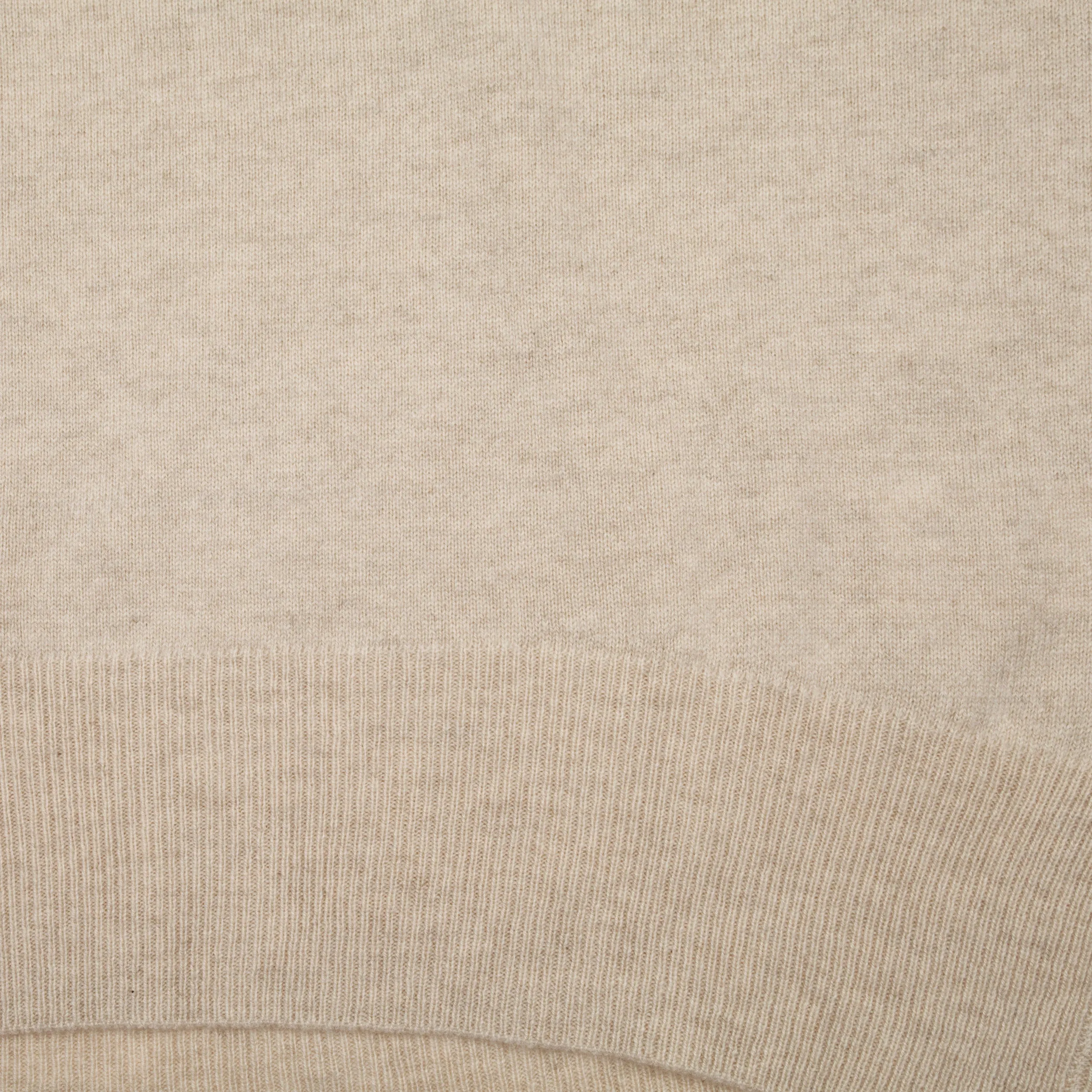 Sleeveless Elipse Hem Cashmere Vest 