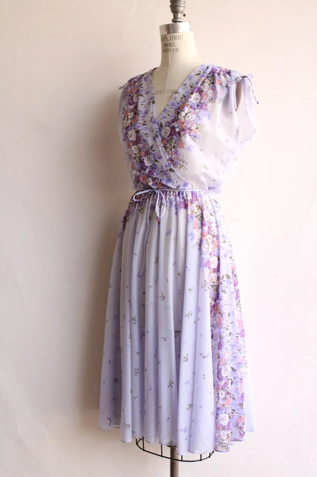 Vintage 1970s Purple Floral Boho Dress with Belt