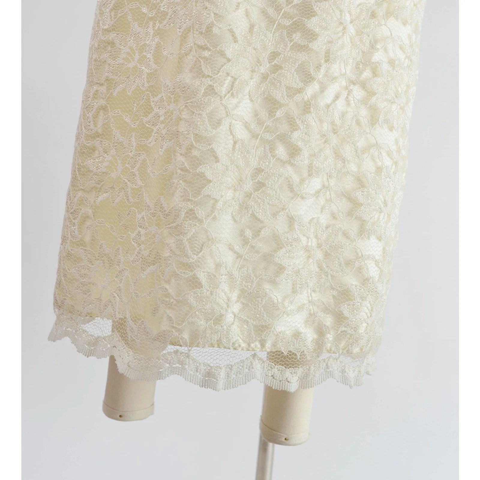 Vintage 80s does 60s Cream Lace Maxi Dress Spaghetti Strap Pencil Sheath Long Wedding Dress size XS